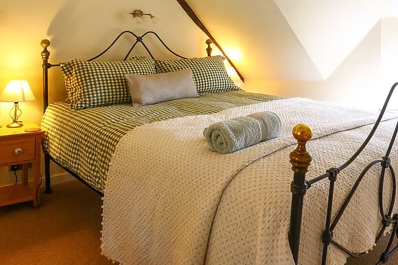 Pond Cottage