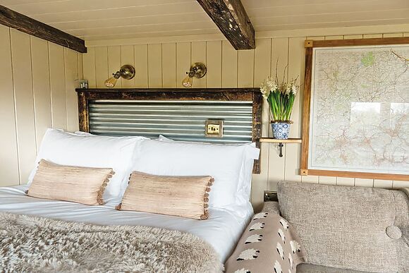 Bailey Huts