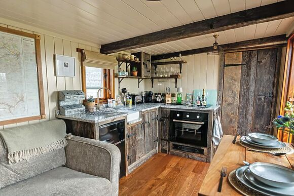 Bailey Huts