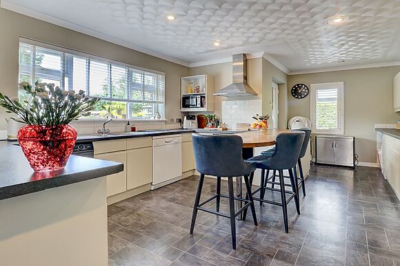 Boutique Gathering House
