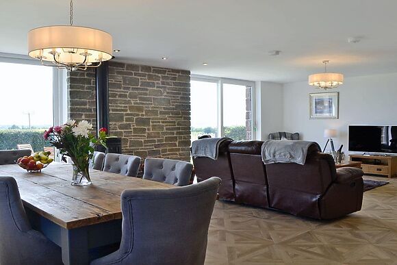 The Steading at Glenskinno