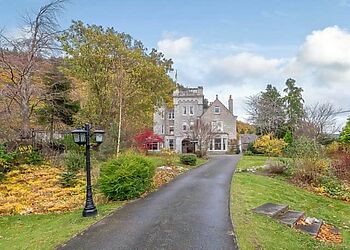 Craigendarroch House