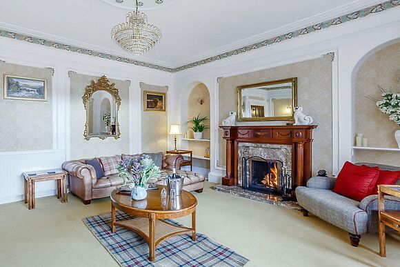Craigendarroch House