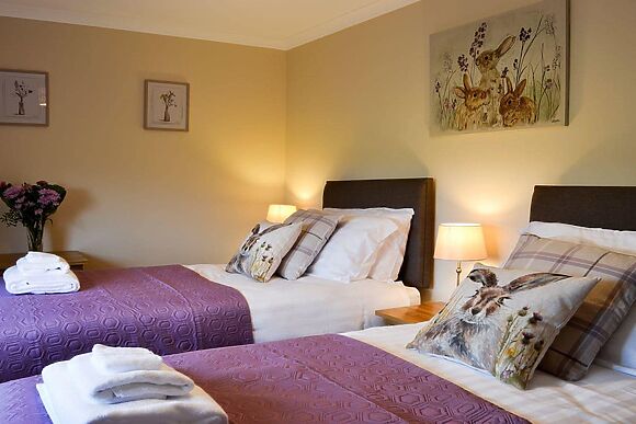 Hillview in Gateside