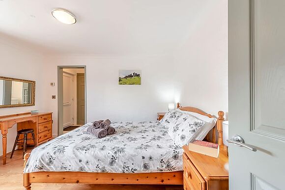 Kingfisher at Maesydderwen Holiday Cottages