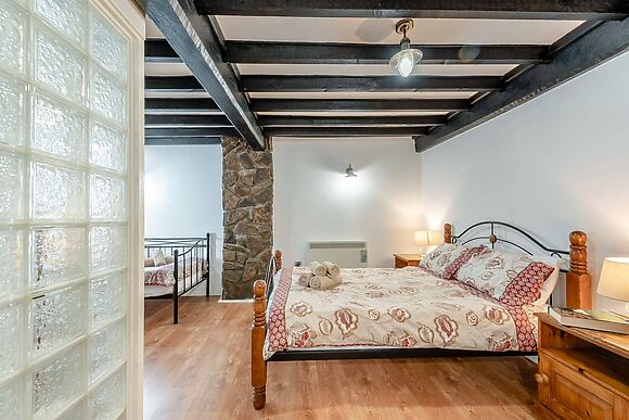 Kingfisher at Maesydderwen Holiday Cottages