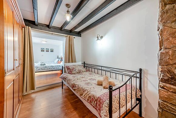 Kingfisher at Maesydderwen Holiday Cottages