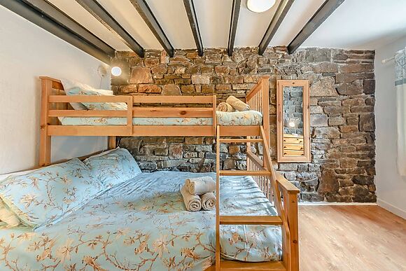 Kingfisher at Maesydderwen Holiday Cottages