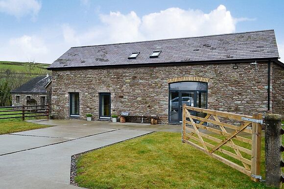 Maes Merlin in Llanddeusant