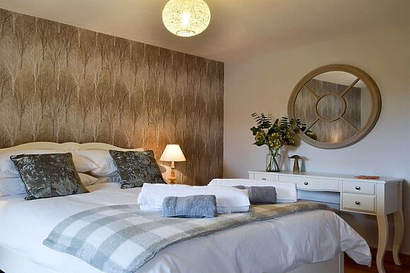 Maes Merlin in Llanddeusant