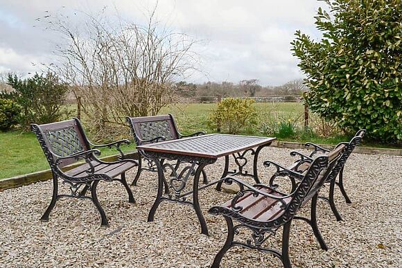 Bwthyn Clyd in Dyffryn Ardudwy