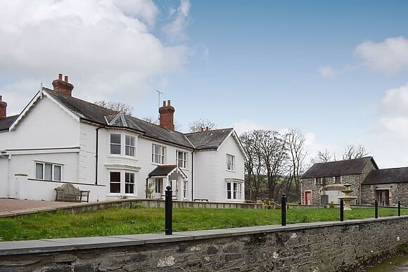 Maesbangor Farmhouse at Maesbangor