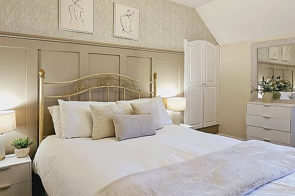 Antfield House in Scaniport