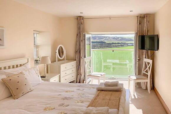 Ardstinchar Mews in Ballantrae