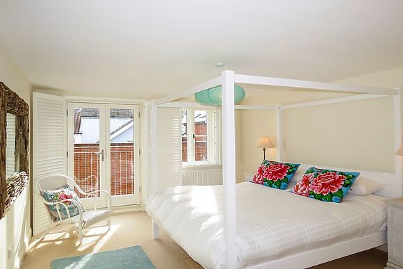 Shell Cottage