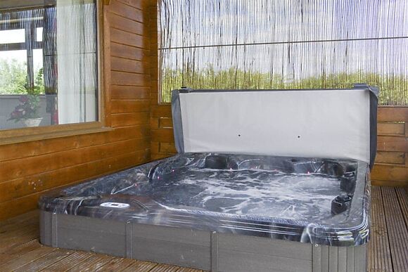 Bramble Lodge at Faulkers Lakes