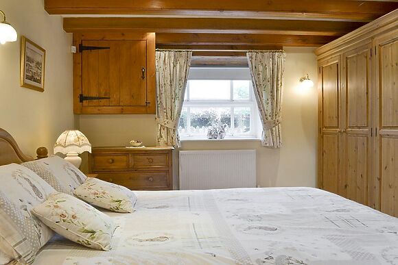 Walled Garden Lodge in Camerton