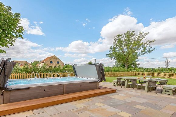 Holly Tree Barn in Dunholme