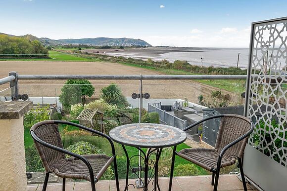 Bay View in Blue Anchor