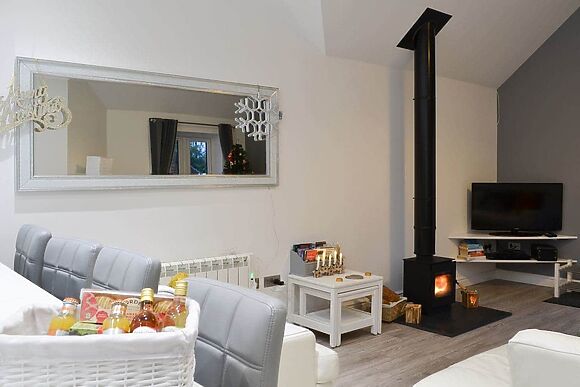 Sunflower Cottage at Hoxne Cottages