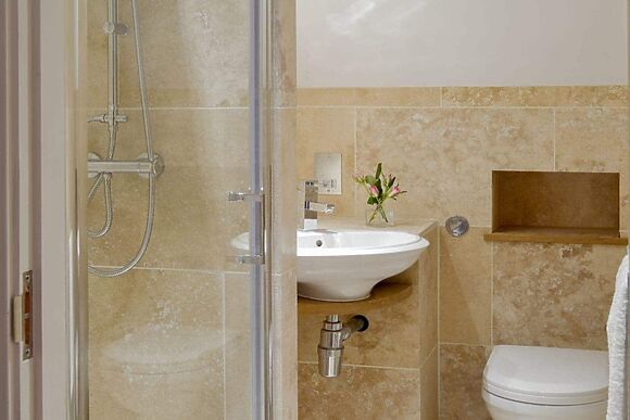 Coombe Wood Coach House