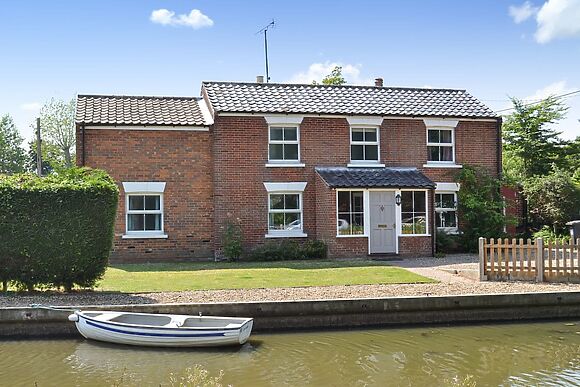 Riverside at Norfolk Riverside Cottages