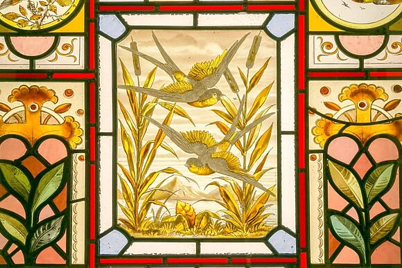 Commons Farm Cottage in Wadsworth