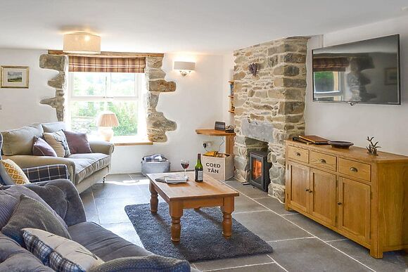 Bryn Salem in Cwm-Cewydd