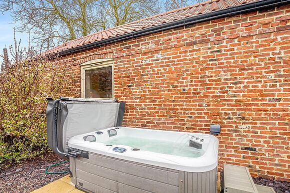 The Old Granary in Sloothby