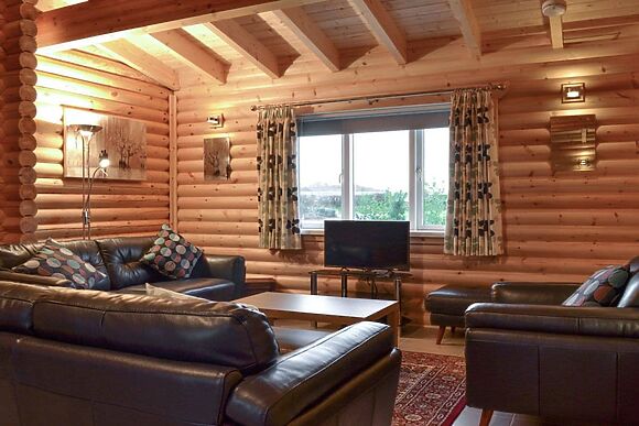 Teal Lodge
