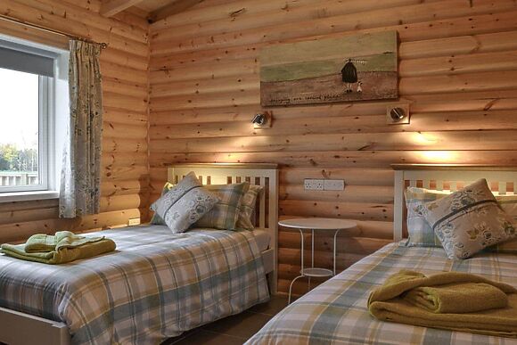 Teal Lodge