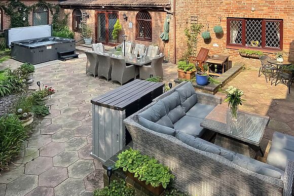 Lambourne House at Ashtree Court