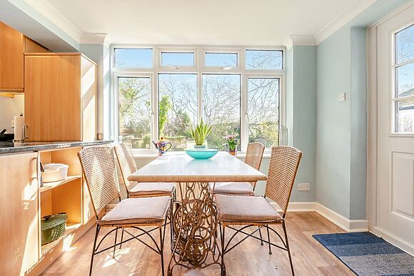 Arnewood Corner in Sway