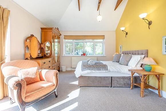 Arnewood Corner in Sway