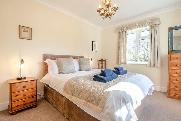 Arnewood Corner in Sway