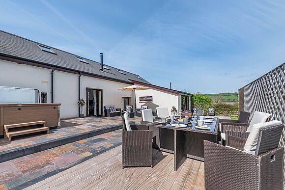 Wheelwright Barn at Bronyn Farm