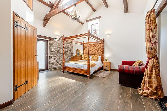 Wheelwright Barn at Bronyn Farm