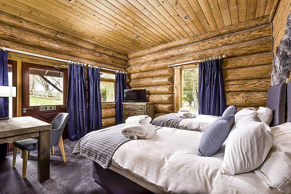 Mountain Bear Lodge
