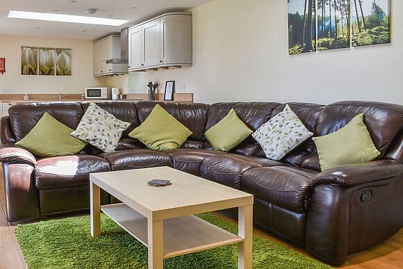 Sherwood Forest Lodge 1