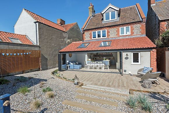 Ascot Villa