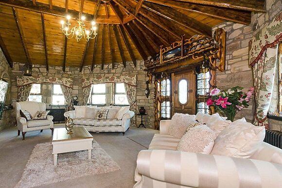 Tennox Parlour at Tennox Farm