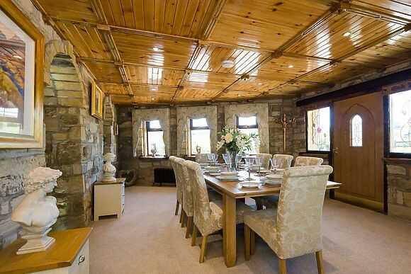 Tennox Parlour at Tennox Farm