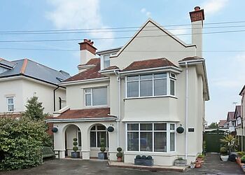 Stourcliffe House
