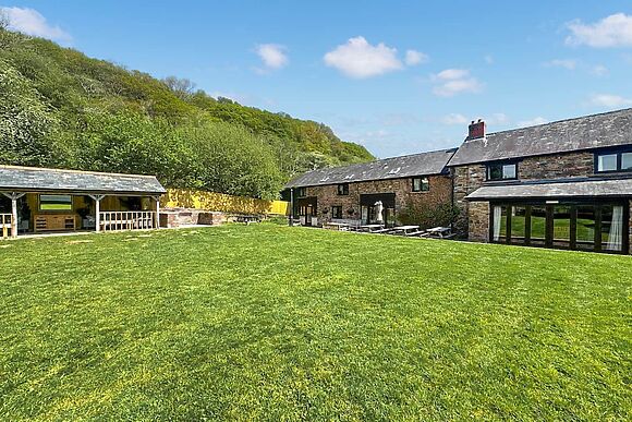 Duvale Barn at Duvale Cottages