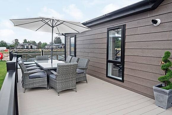 Newport Bridge Lodge