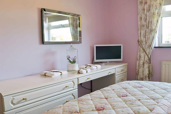 Leanda Lodge in Burgh Castle