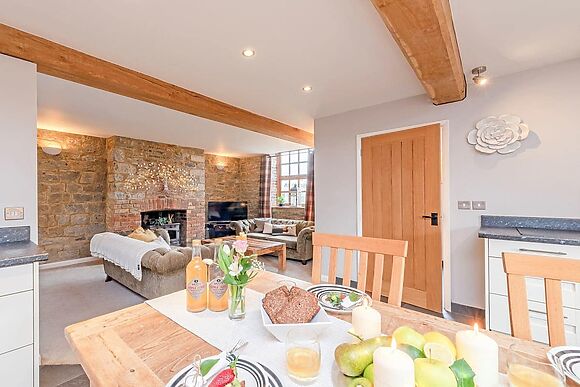 Rose Cottage in Wrantage