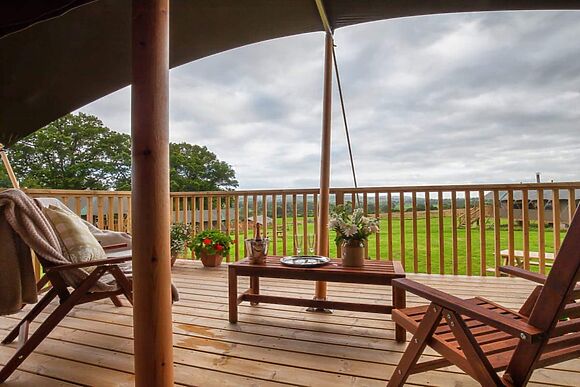 5 Lower Keats Glamping