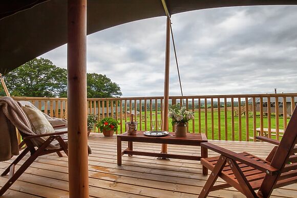 1 Lower Keats Glamping