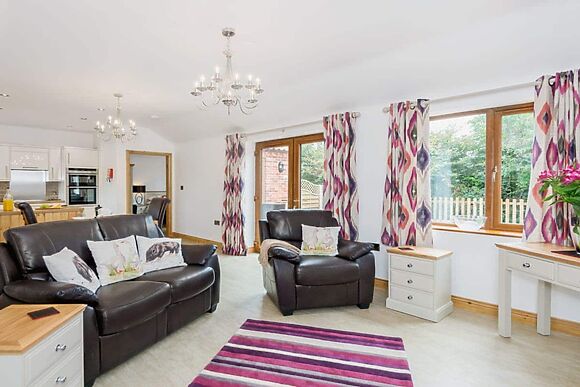 Nesting Box in Chapel-St-Leonards